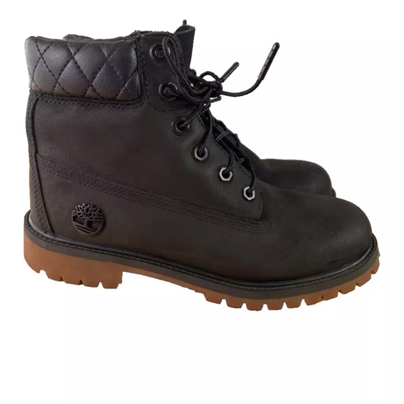 Timberland Juniors 6” Quilt Collar Black Nubuck With Tan/Black Bottoms Size 5.5